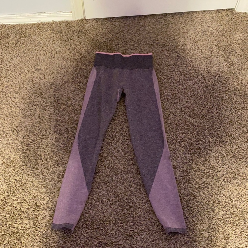 PINK leggings.